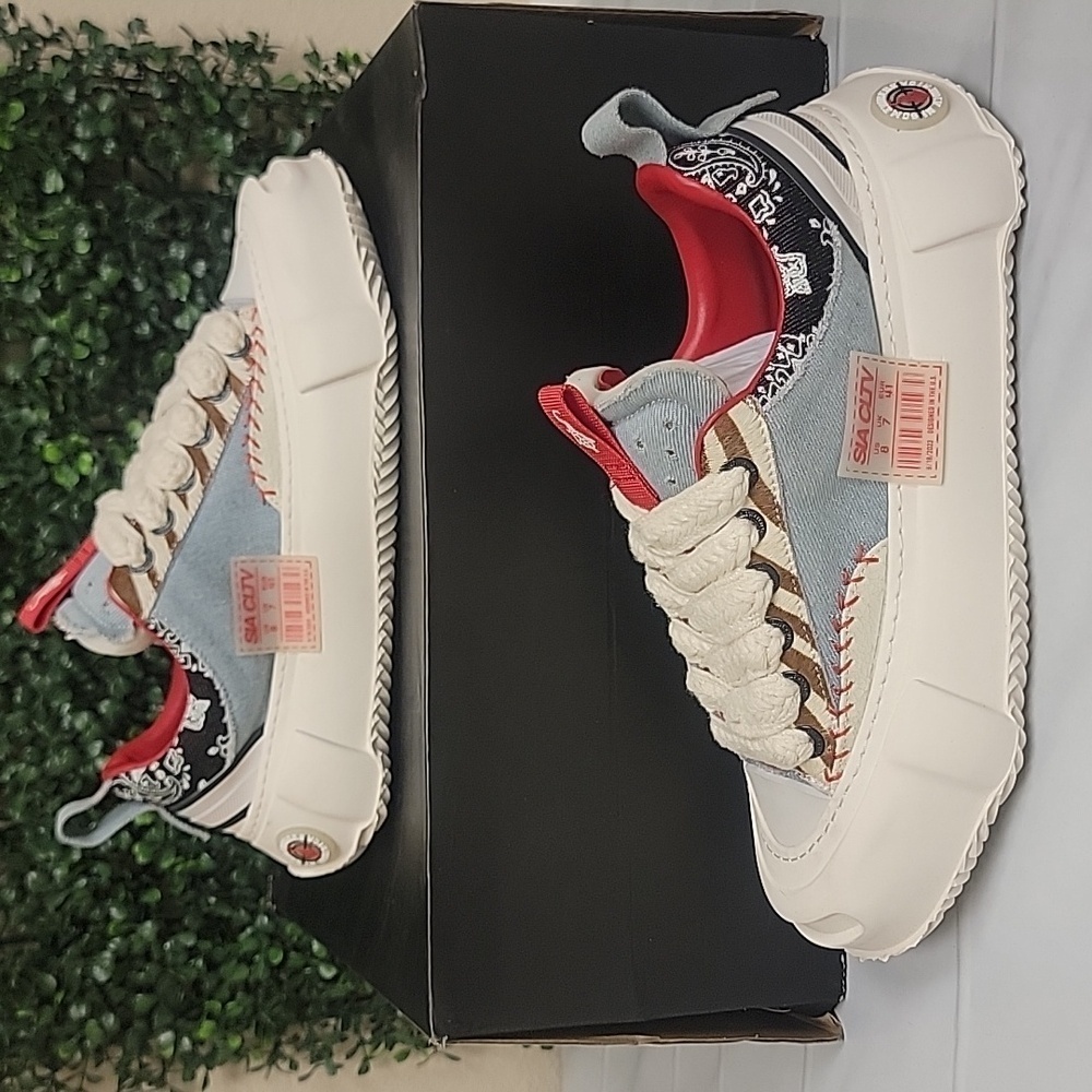 SIA COLLECTIVE SOMEWHERE IN AMERICA SUPERASK8 LOW- RODEO - W10, M8